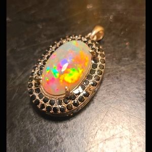 "Raining rainbows" 10 carat very large Ethiopian honeycomb opal